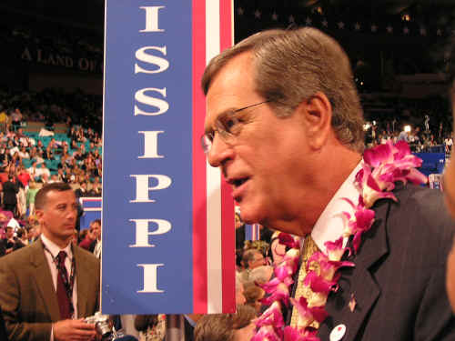 RNC040.JPG (271401 bytes)